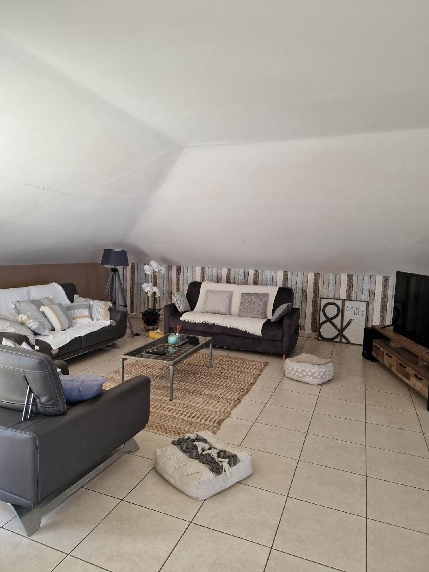 Appartement Villa Sur Le Toit, Vue Mer Saint-Gilles Les Bains Extérieur photo