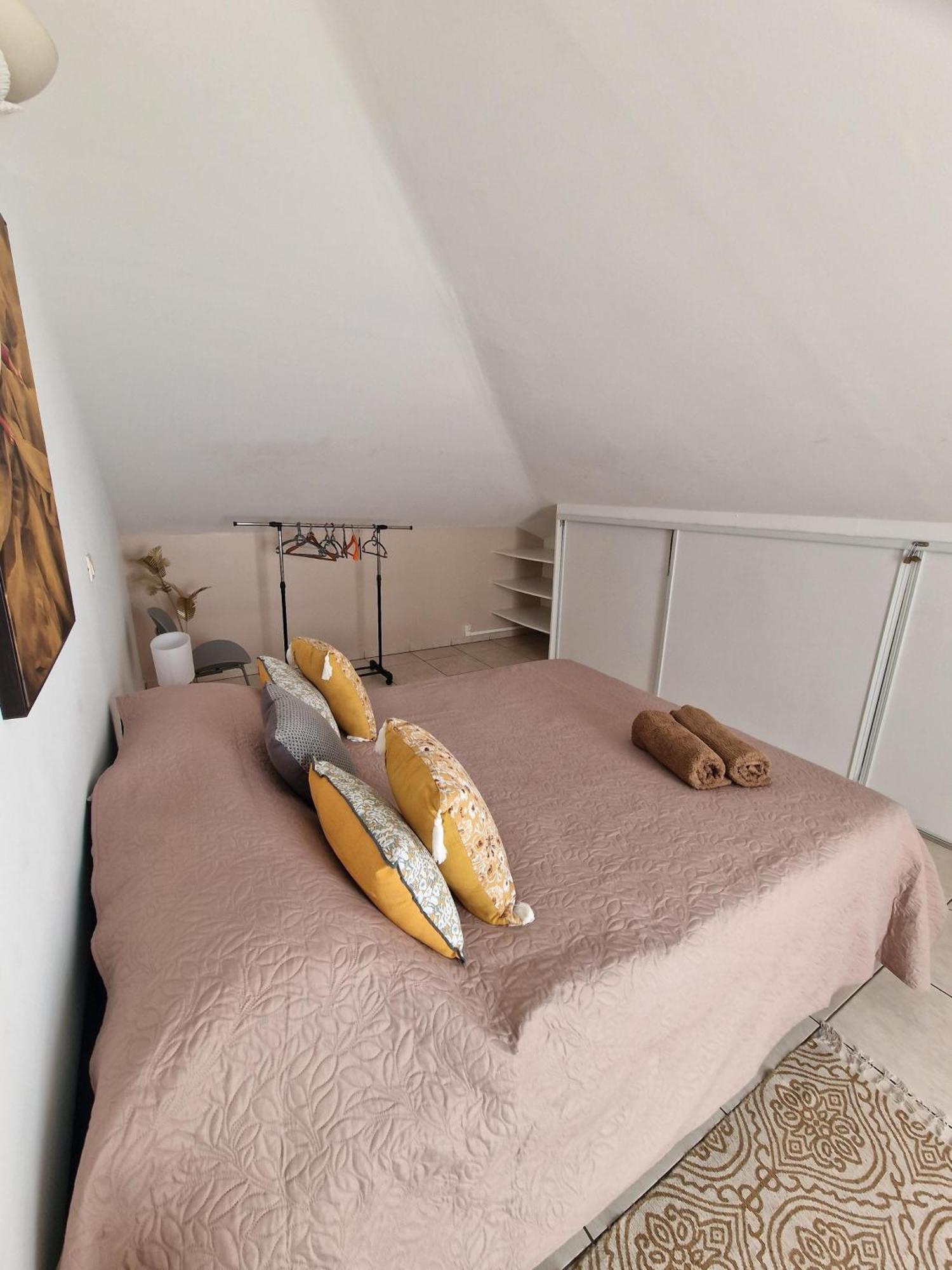 Appartement Villa Sur Le Toit, Vue Mer Saint-Gilles Les Bains Extérieur photo