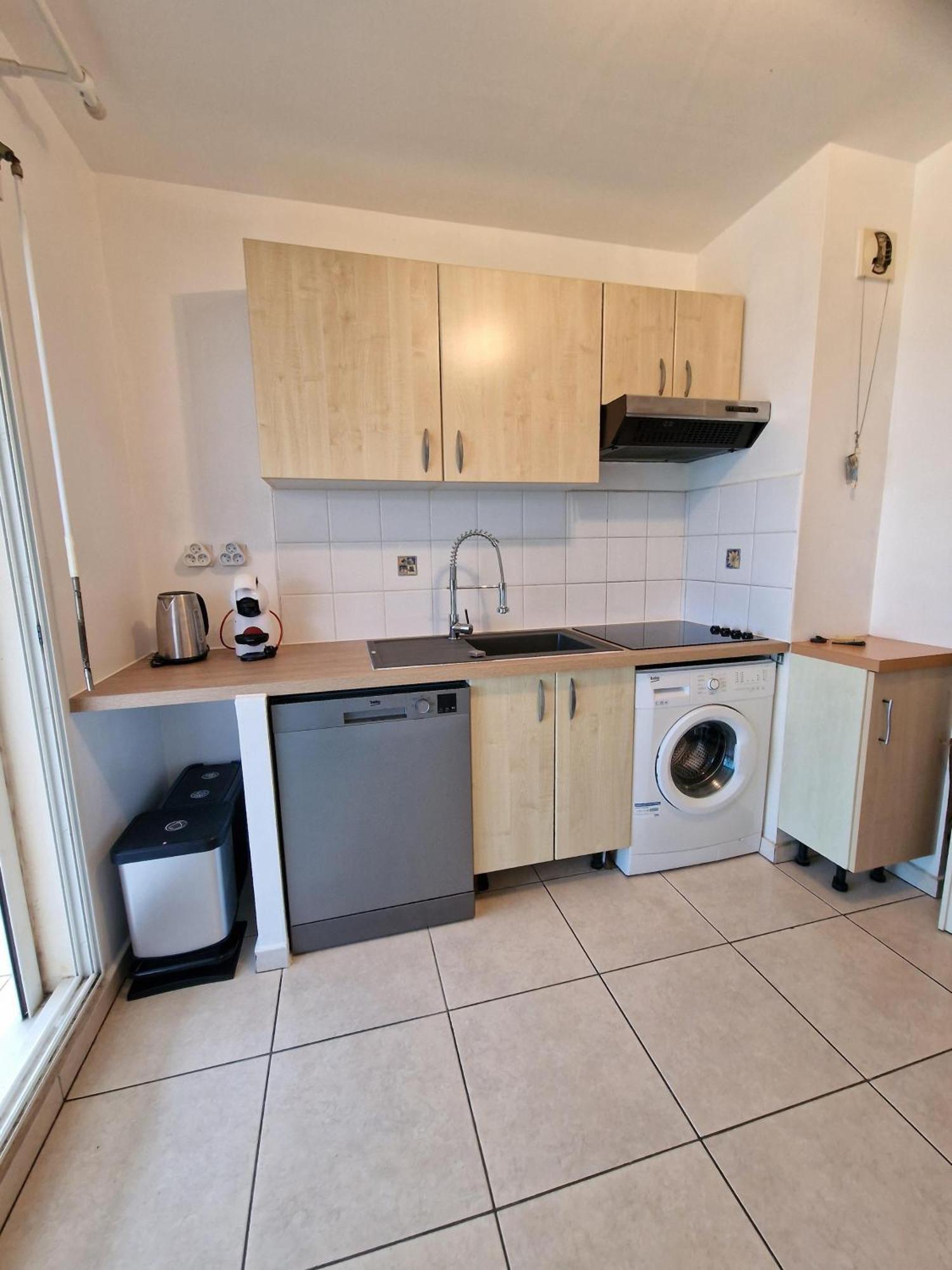 Appartement Villa Sur Le Toit, Vue Mer Saint-Gilles Les Bains Extérieur photo