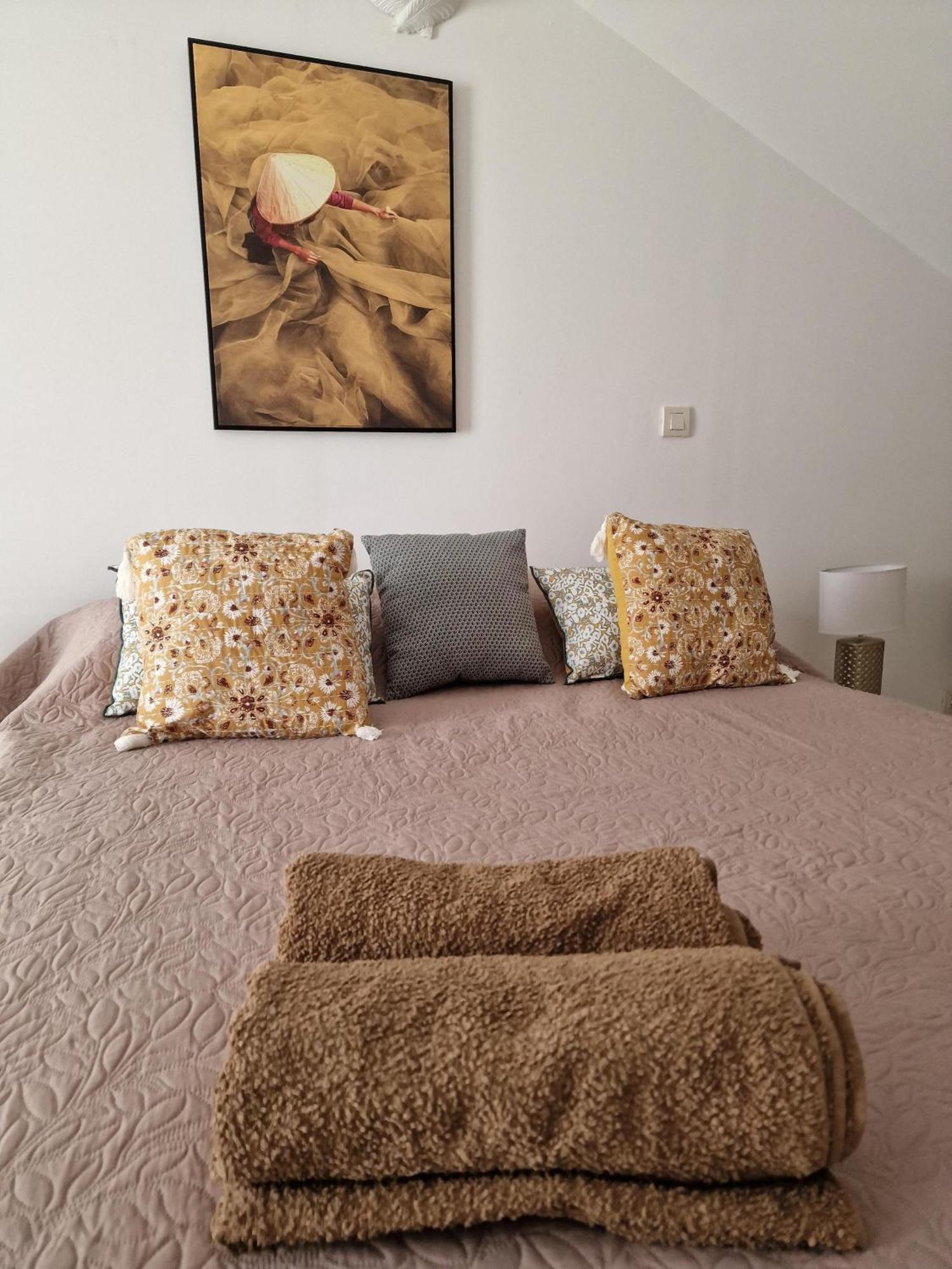Appartement Villa Sur Le Toit, Vue Mer Saint-Gilles Les Bains Extérieur photo