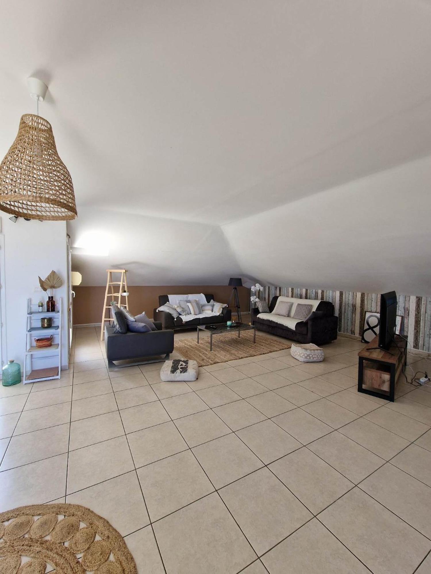 Appartement Villa Sur Le Toit, Vue Mer Saint-Gilles Les Bains Extérieur photo